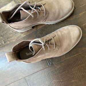 Timberland women’s Brown Chukka Boots